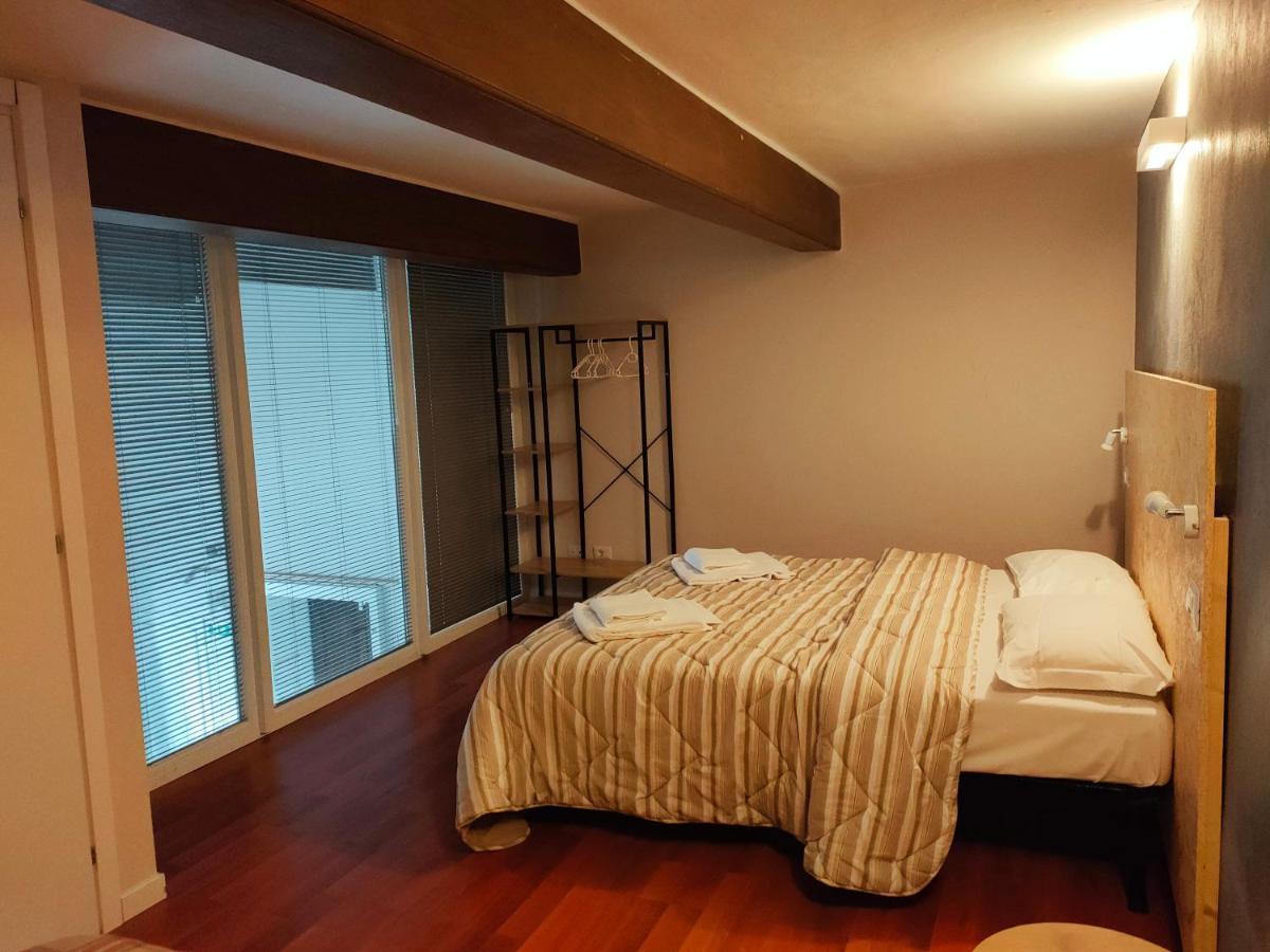 Apartment Stazione Bergamo Exterior foto